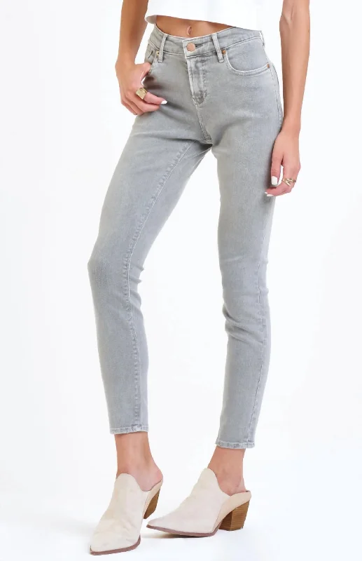 Gisele Skinny Jean In Desert Sage