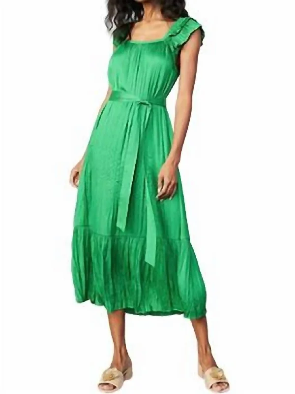 Crinkled Ruffled Shoulder Midi Dress In Emerald Green