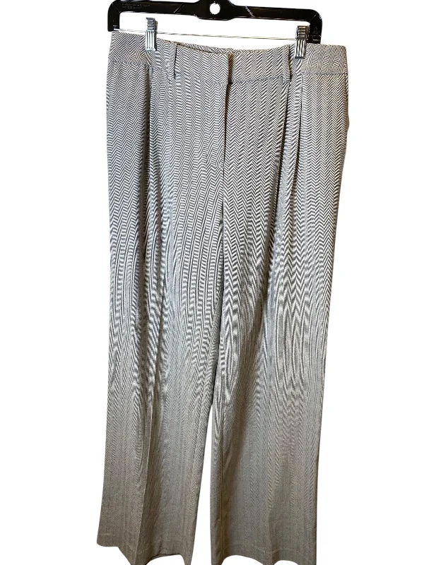 Pants Other By Calvin Klein In Grey, Size: 8