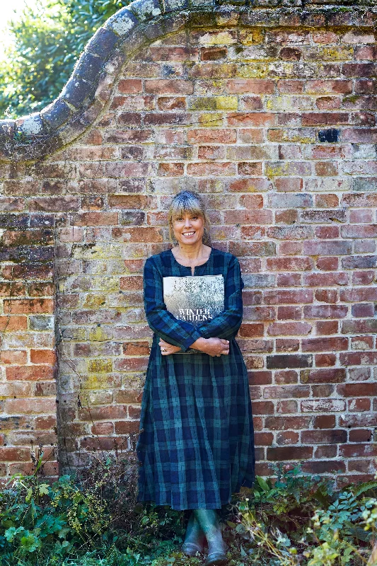 Notch Neck Lavenham Dress in Blackwatch Tartan Linen