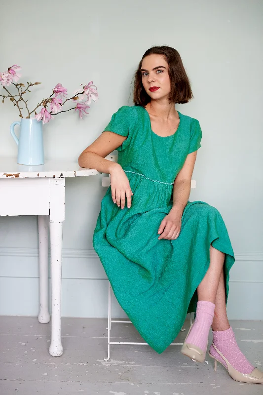 Stepney Dress in Emerald Linen